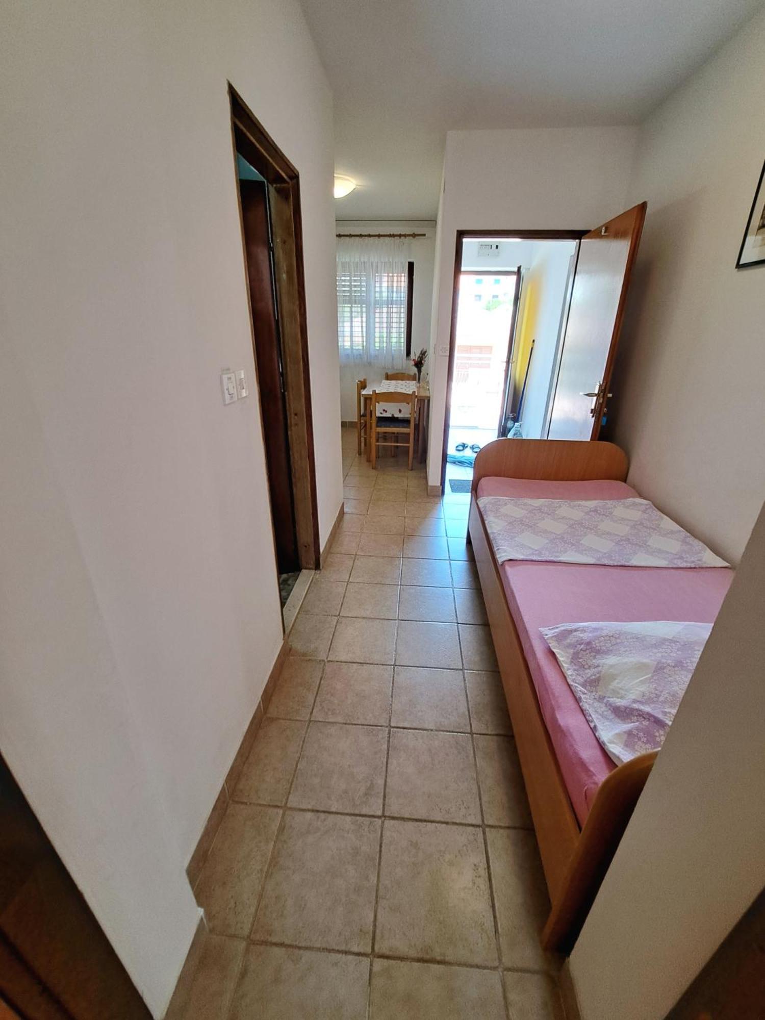 Apartments 1000 Flowers Stari Grad  Quarto foto