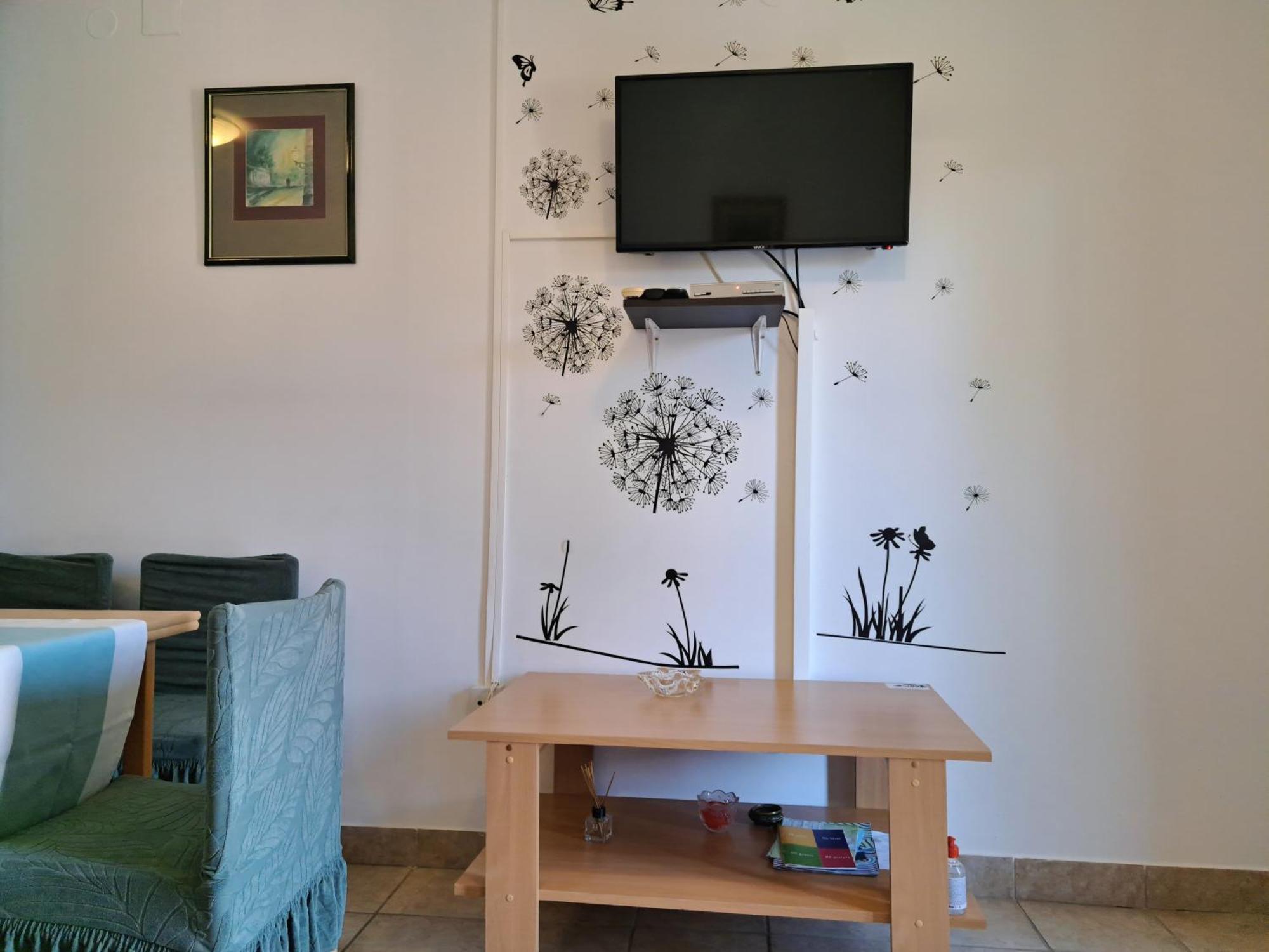 Apartments 1000 Flowers Stari Grad  Quarto foto